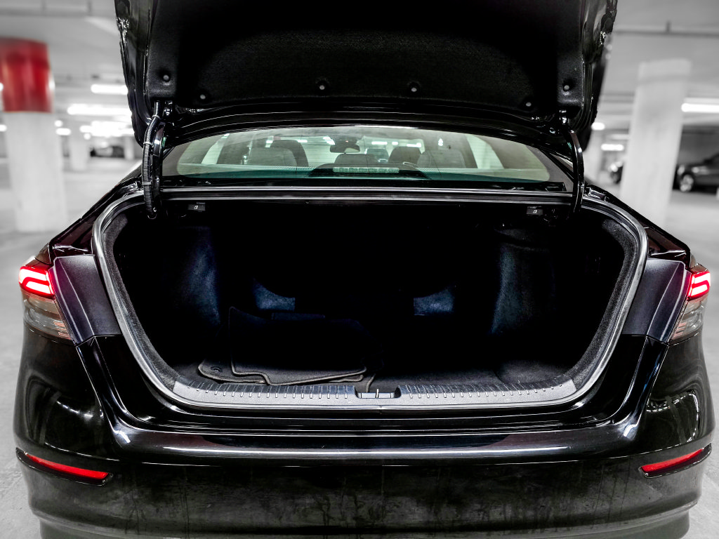 Used 2023 Honda Accord Sport image 8