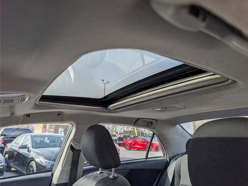 Used 2010 Toyota Corolla S image 26