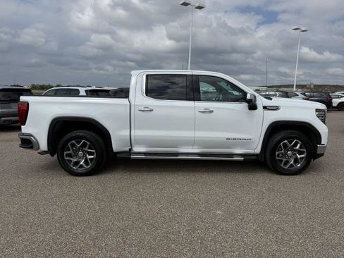 New 2026 GMC Sierra 1500 SLT RWD image 14