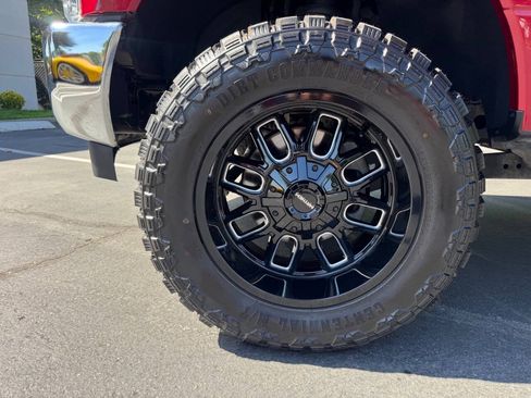 Used 2019 Ford F250 Lariat w/ Lariat Ultimate Package AWD/4WD image 22