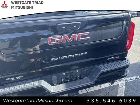 Used 2021 GMC Sierra 2500 AT4 w/ AT4 Premium Plus Package image 11