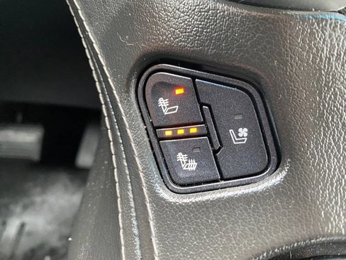 Used 2017 Chevrolet Tahoe Premier image 37