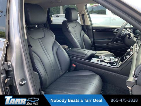 Used 2025 Genesis GV80 2.5T Standard AWD/4WD image 25
