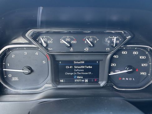 Used 2022 GMC Sierra 2500 AT4 w/ AT4 Preferred Package image 34