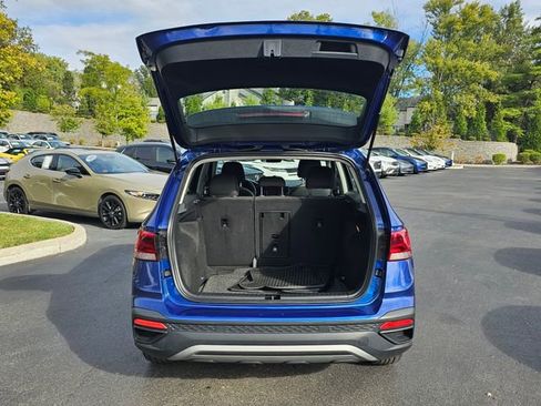 Used 2023 Volkswagen Taos S image 10