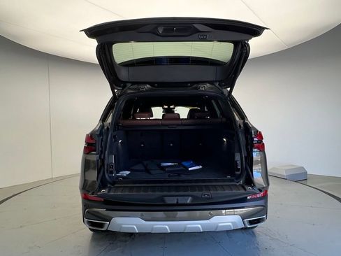 Certified 2026 BMW X5 sDrive40i image 5