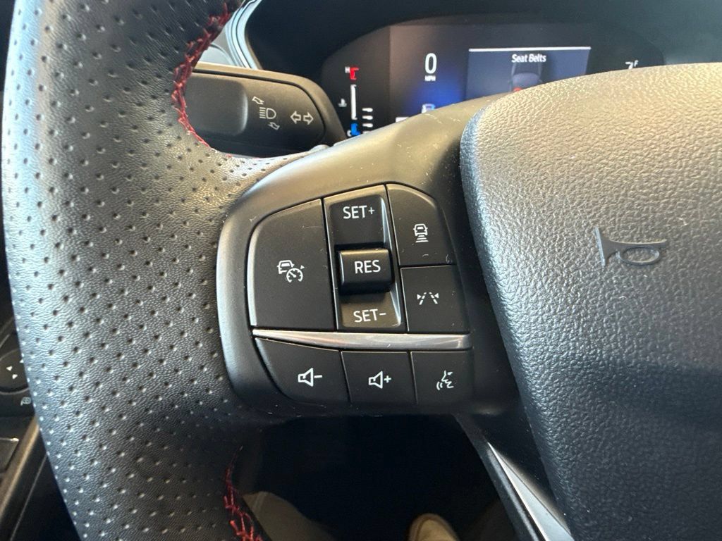 Certified 2024 Ford Escape ST-Line w/ Tech Pack #1 AWD/4WD image 17