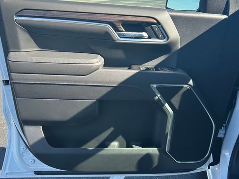 New 2025 Chevrolet Silverado 1500 LT w/ Safety Package image 21