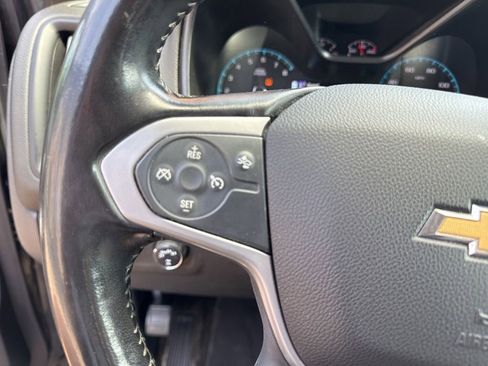 Used 2018 Chevrolet Colorado LT w/ LT Convenience Package AWD/4WD image 16