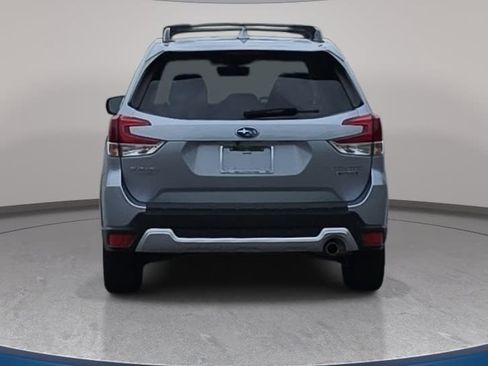 Used 2019 Subaru Forester Touring AWD/4WD image 6