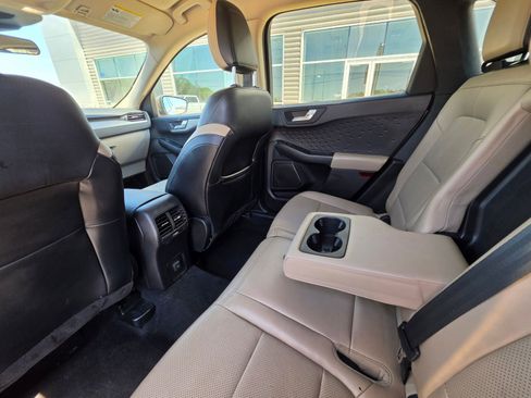 Used 2020 Ford Escape SEL FWD image 15
