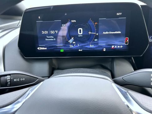 New 2026 Chevrolet Equinox EV LT image 14