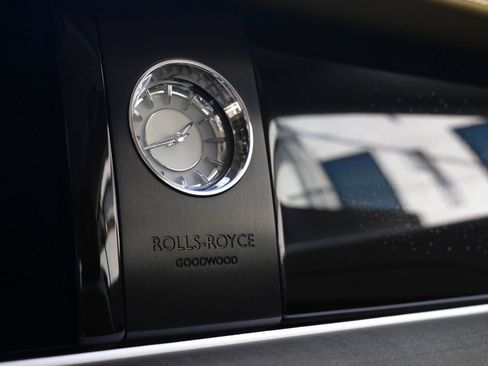 Certified 2024 Rolls-Royce Spectre w/ Spectre Launch Package AWD/4WD image 14