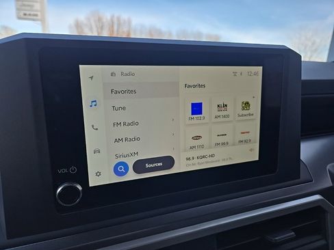 Used 2025 Toyota Tacoma SR5 image 57