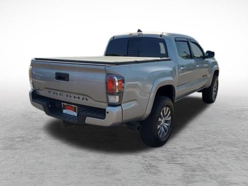 Used 2020 Toyota Tacoma Limited AWD/4WD image 7