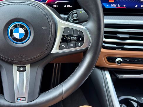 Used 2024 BMW i4 eDrive35 w/ M Sport Package image 25