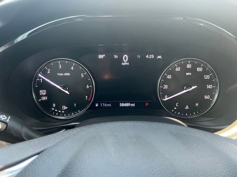 Used 2021 Buick Envision Essence FWD image 21
