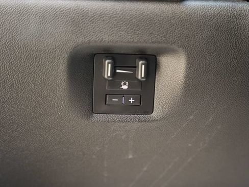 Used 2013 Chevrolet Suburban LTZ AWD/4WD image 50