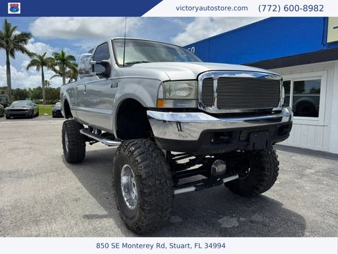Used 2003 Ford F250 XLT AWD/4WD image 1