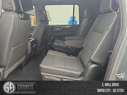 New 2026 GMC Yukon XL Elevation w/ Elevation Premium Package AWD/4WD image 25