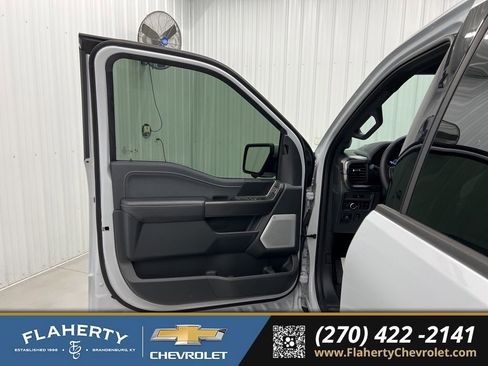 Used 2025 Ford F150 Lariat w/ Equipment Group 502A High AWD/4WD image 8