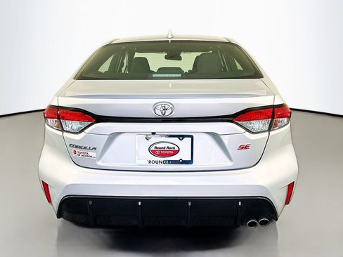 Used 2024 Toyota Corolla SE image 6