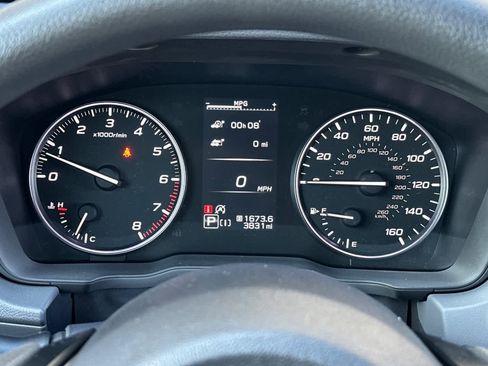 Used 2025 Subaru Crosstrek 2.0i Premium image 23