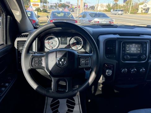 Used 2019 RAM 1500 Express w/ Express Value Package image 16