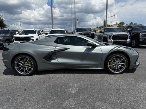 Used 2024 Chevrolet Corvette Stingray Preferred Conv w/ Z51 Performance Package RWD image 11