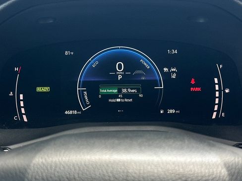 Used 2025 Toyota Camry LE FWD image 24