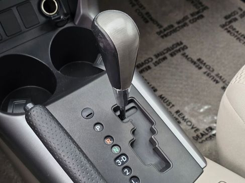 Used 2007 Toyota RAV4 Limited image 11