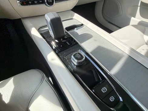 Certified 2024 Volvo S60 B5 Plus FWD image 29