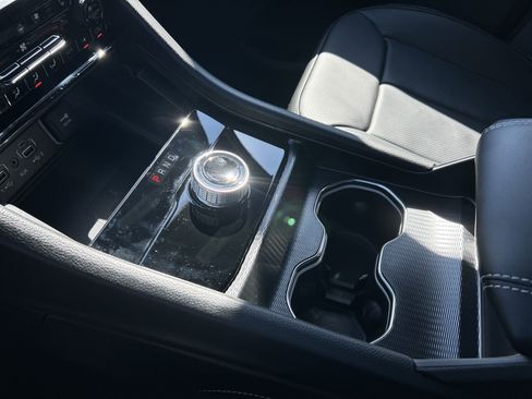 New 2025 Jeep Grand Cherokee Limited image 23