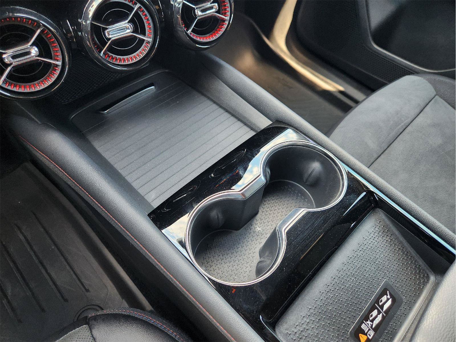Used 2025 Chevrolet Blazer EV RS AWD/4WD image 19