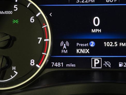 Used 2025 Nissan Sentra SR w/ Midnight Edition FWD image 15