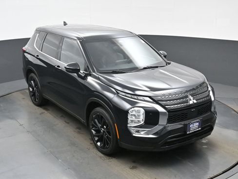 Used 2022 Mitsubishi Outlander SEL Black Edition image 41