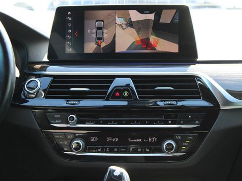 Used 2019 BMW 530e w/ Premium Package RWD image 16