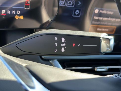 New 2026 Chevrolet Equinox EV LT image 12