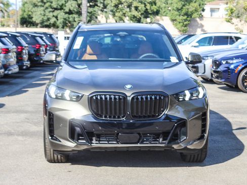 New 2026 BMW X5 sDrive40i w/ M Sport Package image 2