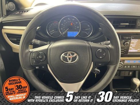 Used 2014 Toyota Corolla LE FWD image 25