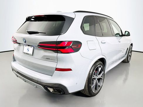 New 2026 BMW X5 xDrive50e w/ M Sport Package image 5