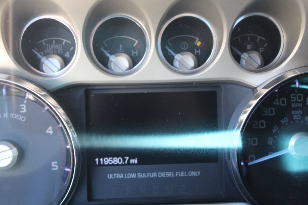 Used 2016 Ford F350 Lariat w/ Lariat Interior Package AWD/4WD image 11