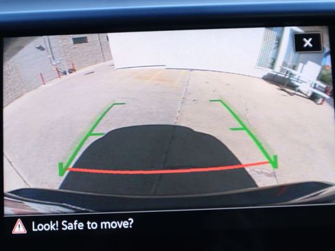 Used 2024 Volkswagen Taos SE image 63