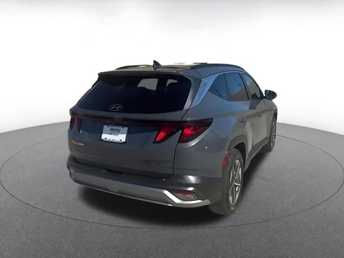 Used 2025 Hyundai Tucson SEL image 14