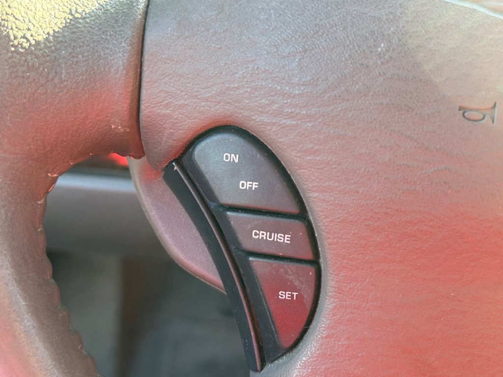 Used 2004 Chrysler Sebring LXi w/ Luxury Group FWD image 11
