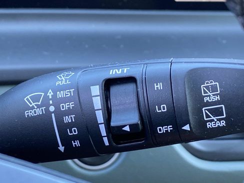 Used 2024 Kia Seltos SX AWD/4WD image 19