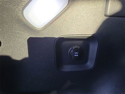 Used 2024 Kia Sportage SX image 21