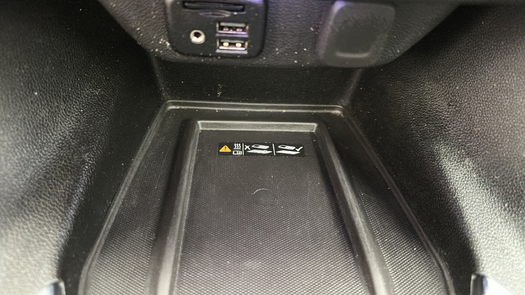 Used 2023 Chevrolet Traverse LT w/ LT Premium Package AWD/4WD image 21