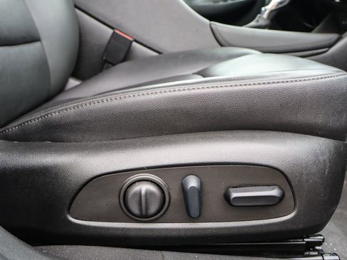 Used 2024 Chevrolet Malibu LT image 15