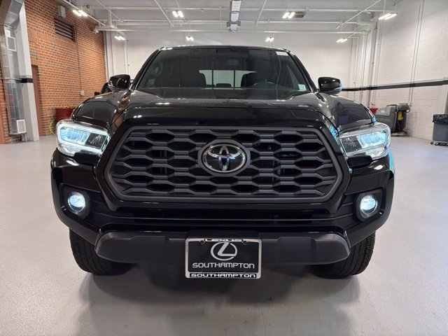 Used 2023 Toyota Tacoma TRD Off-Road AWD/4WD image 2